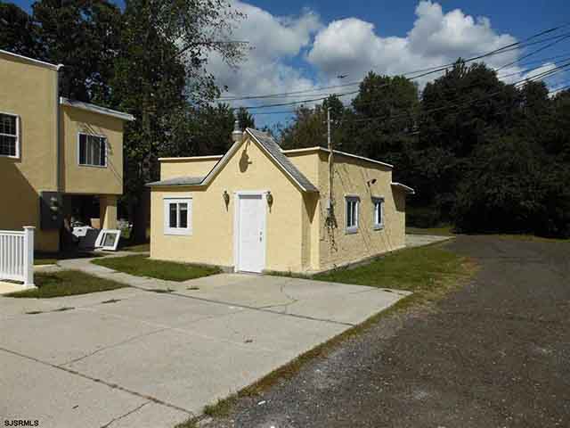 419 W white horse - , ABSECON