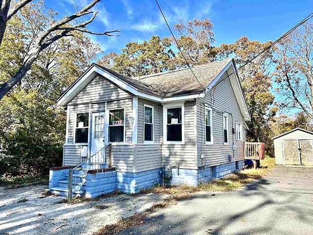 PLEASANTVILLE REAL ESTATE - 110 W Lindley Ave