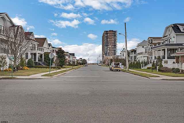 9009  Ventnor - , MARGATE CITY