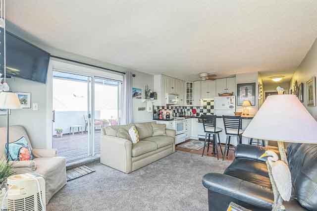 928  Wesley Ave - , OCEAN CITY