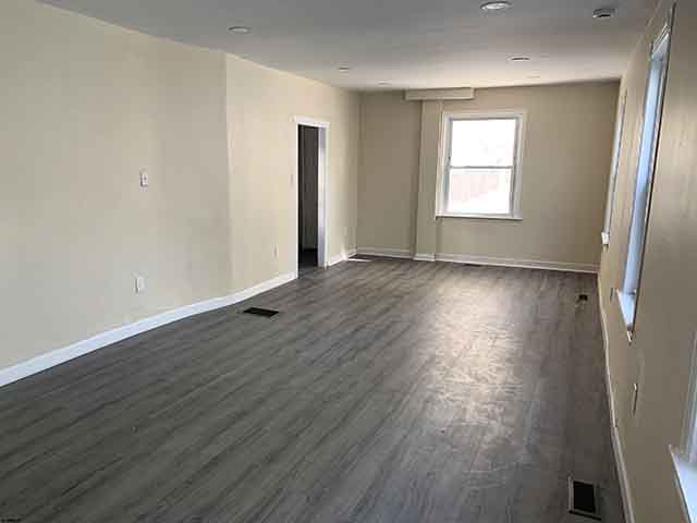 13  Vola - , PLEASANTVILLE