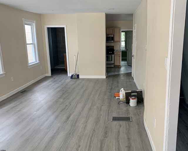 13  Vola - , PLEASANTVILLE