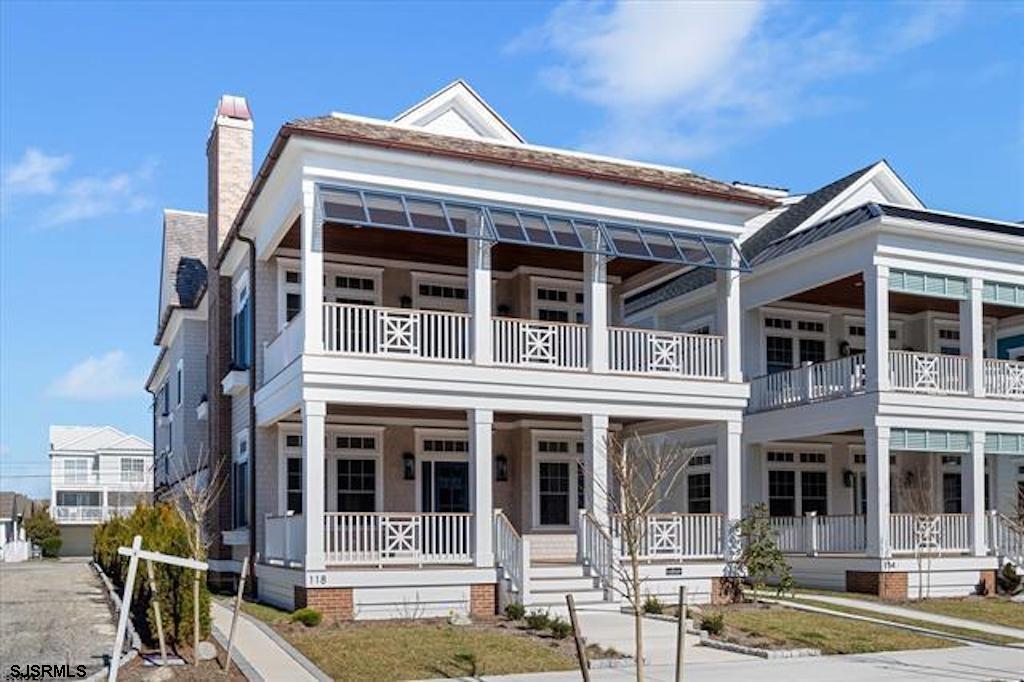 116  Atlantic - , OCEAN CITY