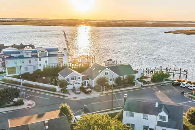 3209  Sunset - , LONGPORT