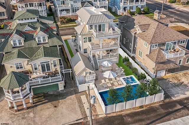 105 S 13th - , LONGPORT