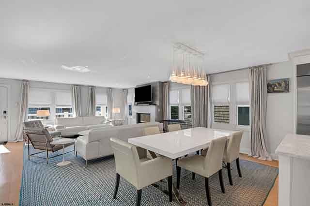 105 S 13th - , LONGPORT