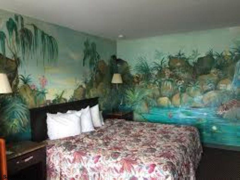 306 E White Horse Pike - , ABSECON