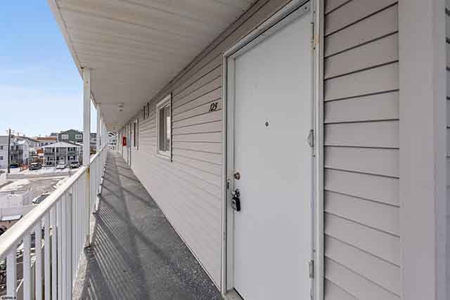100  13th St N - , BRIGANTINE