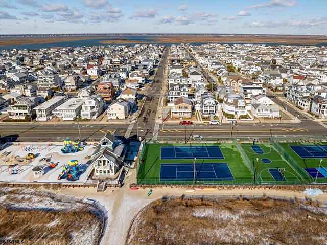 3301  Atlantic - , LONGPORT