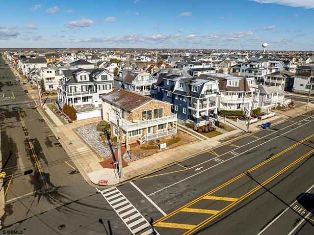 3301  ATLANTIC - , LONGPORT