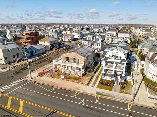 3301  ATLANTIC - , LONGPORT