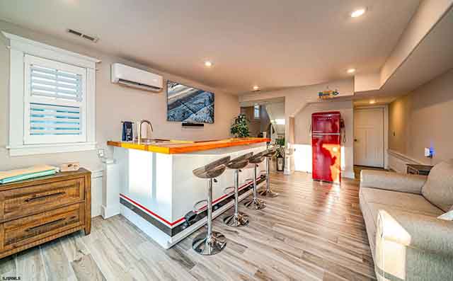 32 W 8th - , OCEAN CITY