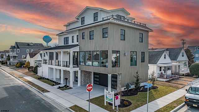 34 N Woodcrest - , LONGPORT