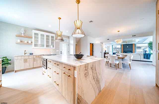 34 N Woodcrest - , LONGPORT