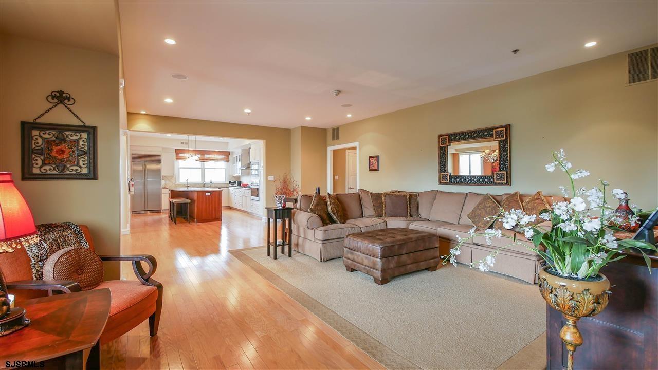 9219  Atlantic - , MARGATE CITY