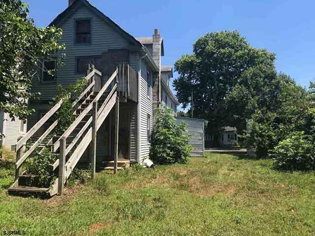 209 W Shadeland - , PLEASANTVILLE