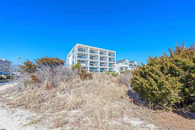 321  6th St S - , BRIGANTINE