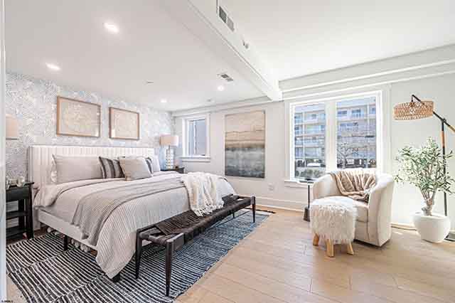 321  6th St S - , BRIGANTINE