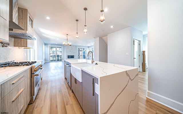 104 N Pembroke - , MARGATE CITY