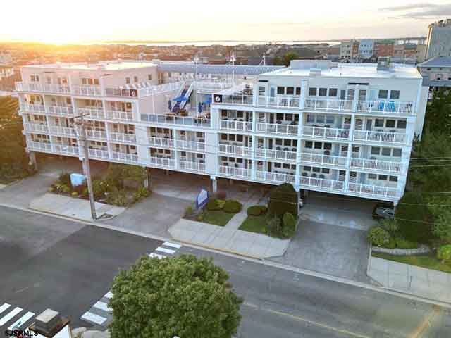 OCEAN CITY REAL ESTATE - 812  Ocean