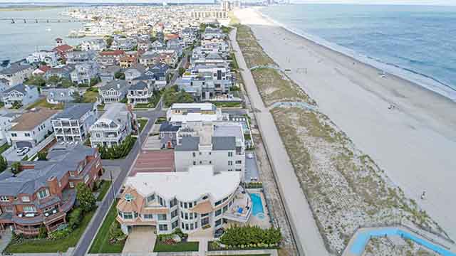 121 S 17th Ave - , LONGPORT