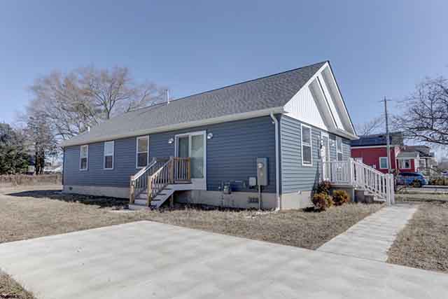 402 W Bayview - , PLEASANTVILLE