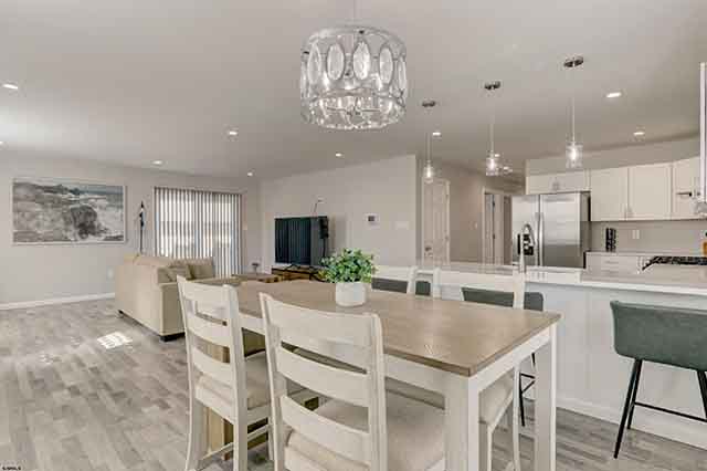 402 W Bayview - , PLEASANTVILLE