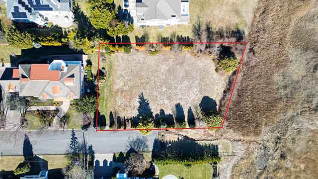 208  Balfour - , LINWOOD