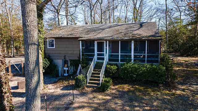 1026  Bartlett Ave - , LINWOOD