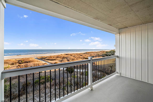 321  6th UNIT 14 - , BRIGANTINE