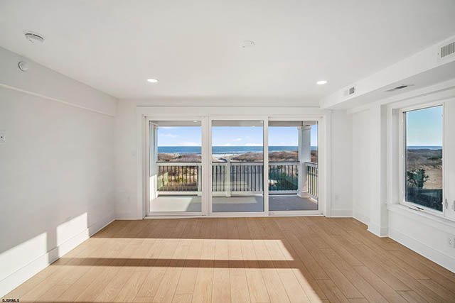 321 S 6th Unit 8 - , BRIGANTINE