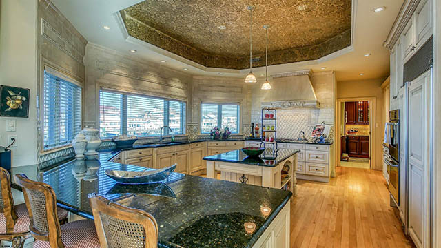 429 N Pembroke - , MARGATE CITY