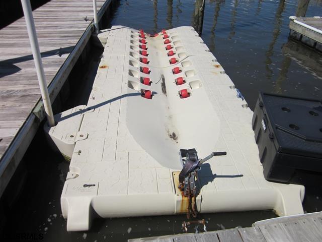 Between 7th-8th  Bayfront Slip E1 - , OCEAN CITY
