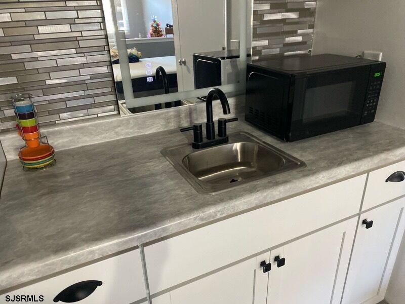 300 E Absecon - 1, ABSECON