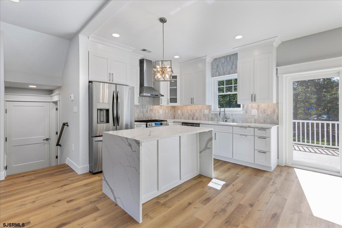 607  Lake - , NORTHFIELD