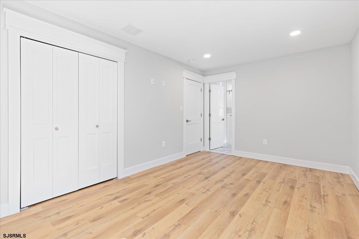 607  Lake - , NORTHFIELD