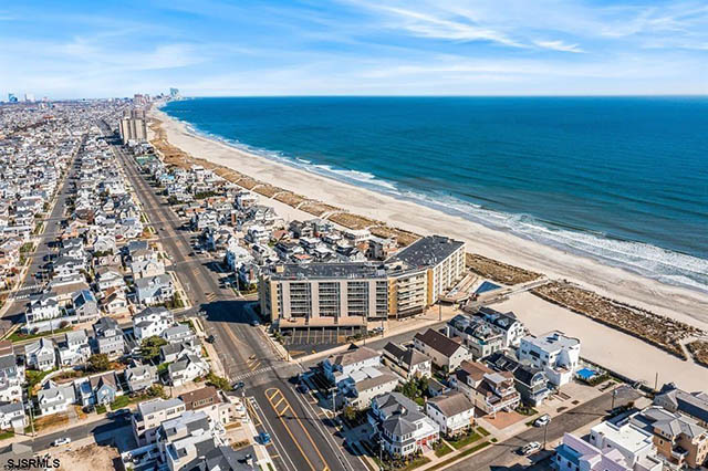 2700  Atlantic - , LONGPORT