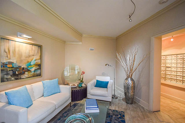 2700  Atlantic - , LONGPORT