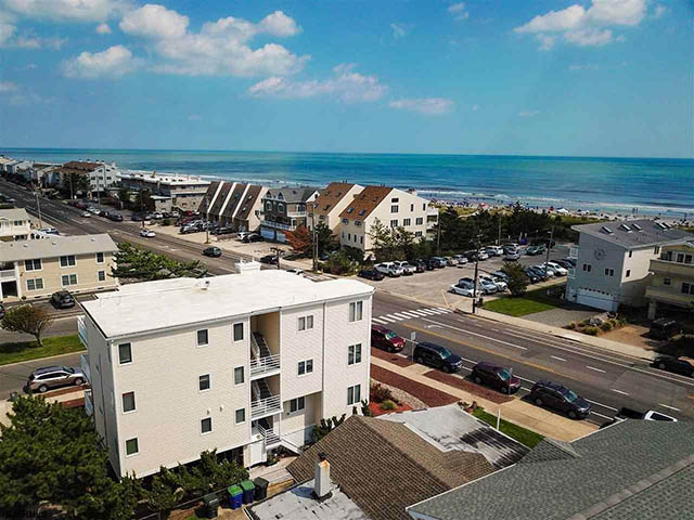 101 W Brigantine - , BRIGANTINE