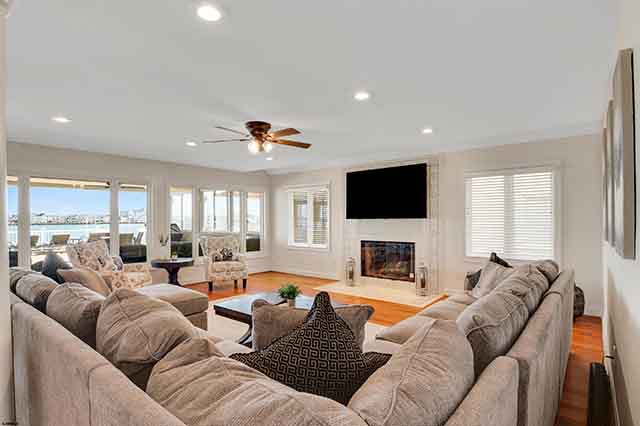 30  Seaview - , LONGPORT