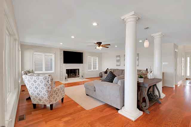 30  Seaview - , LONGPORT