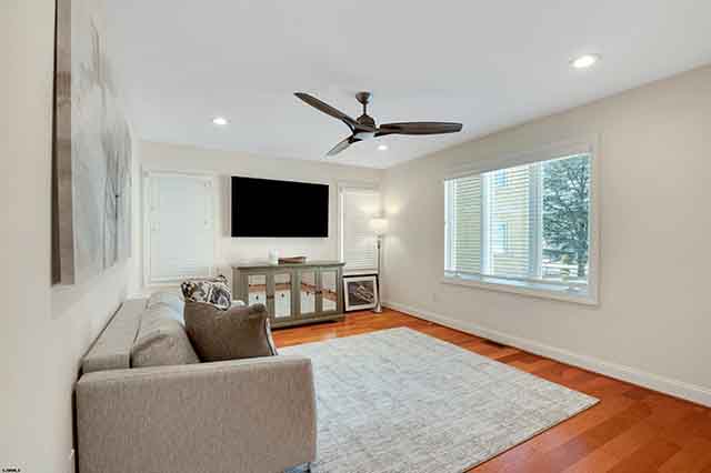 30  Seaview - , LONGPORT