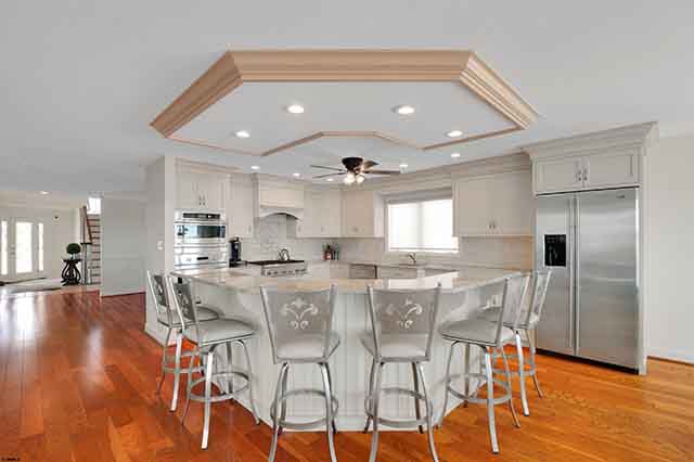 30  Seaview - , LONGPORT