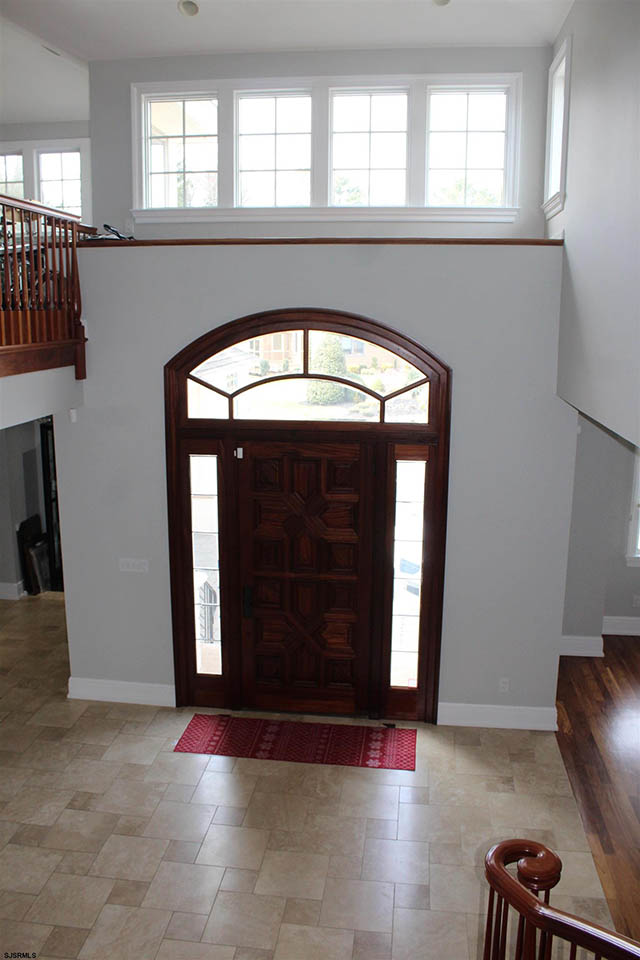 205 E Arbor - , LINWOOD