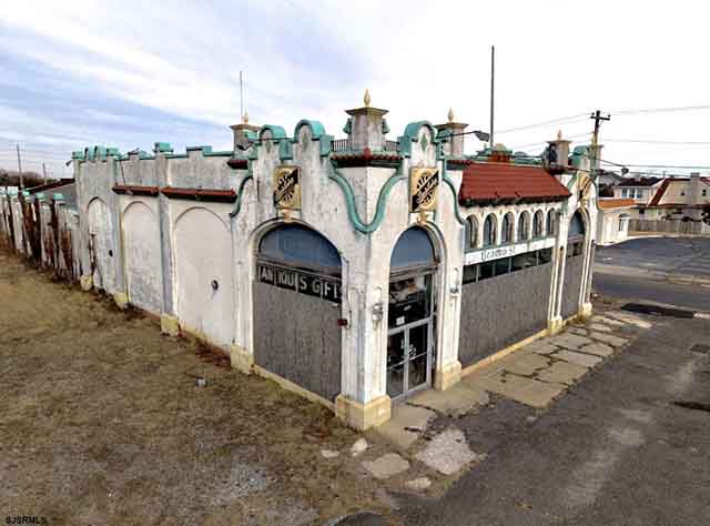 7006  Black Horse Pike - , PLEASANTVILLE