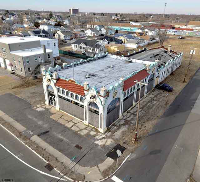7006  Black Horse Pike - , PLEASANTVILLE