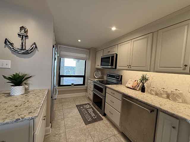 336  Bay Ave - , OCEAN CITY