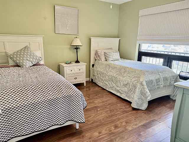 336  Bay Ave - , OCEAN CITY
