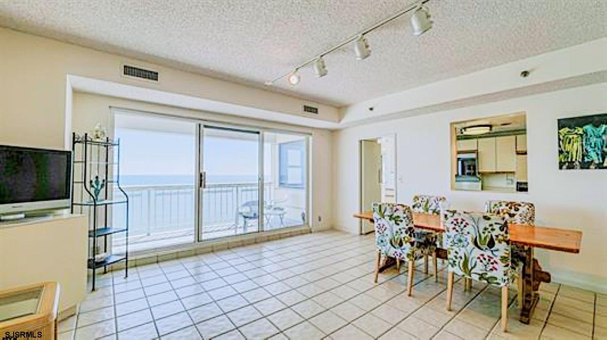 3101  BOARDWALK 3304-2 - , ATLANTIC CITY