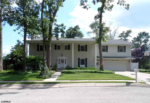 1703  Fairmount Avenue - , VINELAND